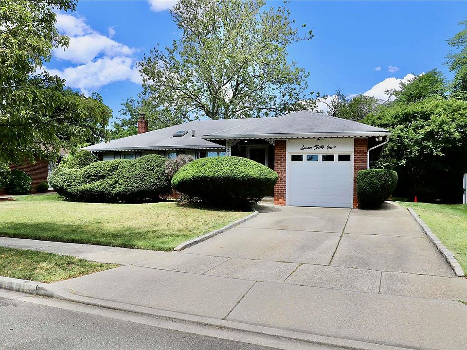 1st image of 739 Center Drive