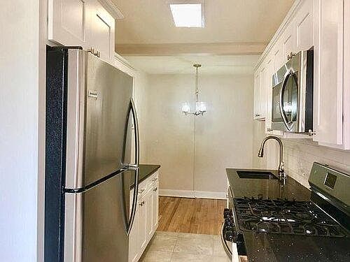 1st image of 144 Main St APT 101