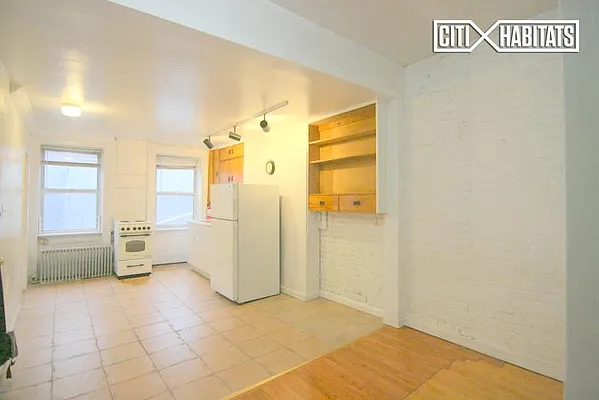 Rented by Citi Habitats | media 45