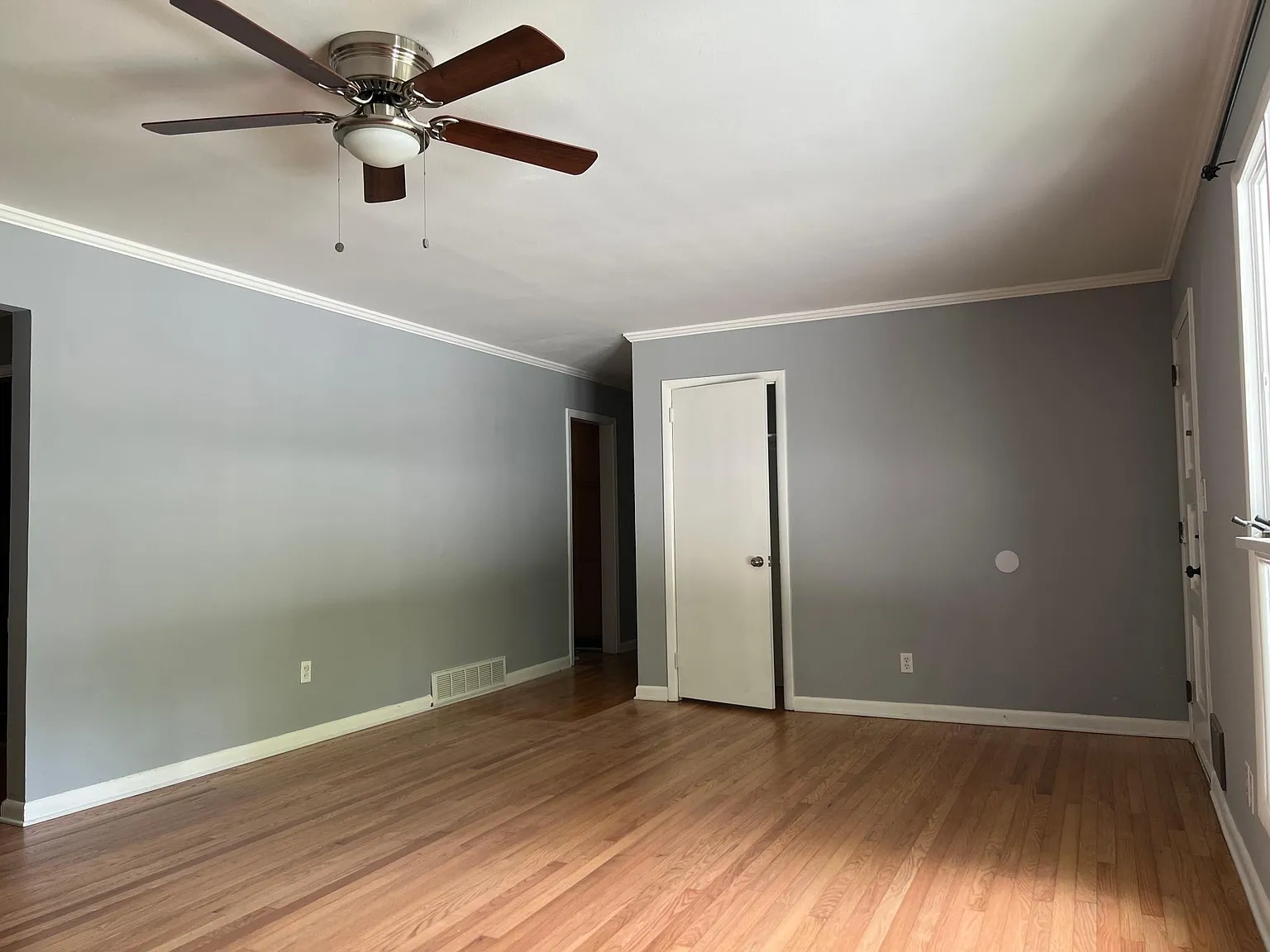 3 bed, 1774 sqft, $2,700 — Photo 4