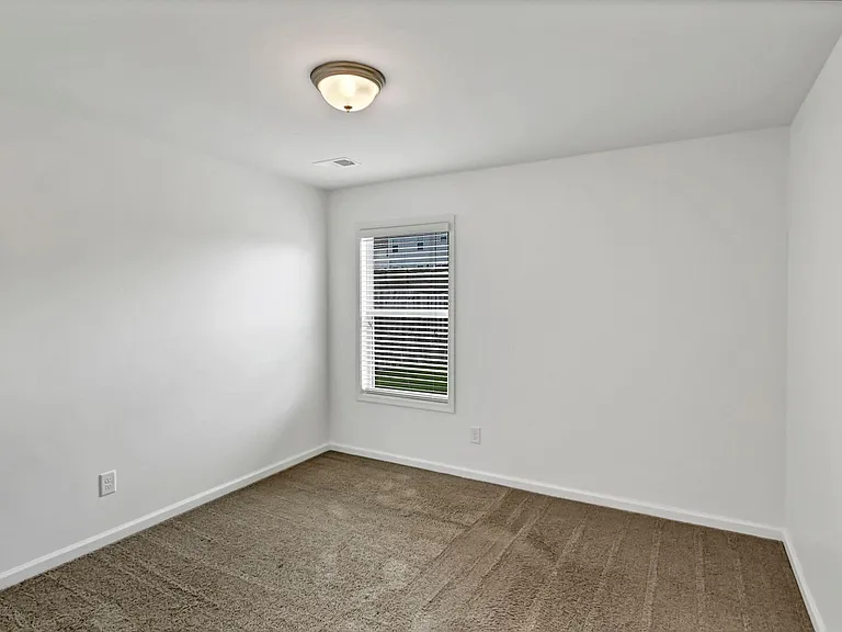 357 Finch Ln — Photo 15