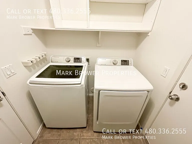 1302 E Elgin Pl — Photo 33