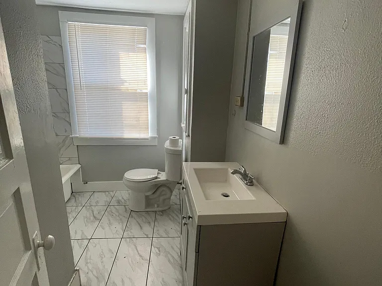 2109 Harbert Ave #6 — Photo 7