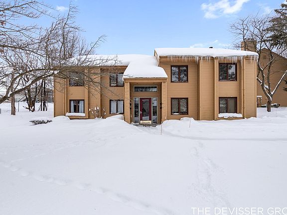 2nd image of 300 Farington Blvd APT 4