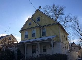 260 Howland Ave, Englewood, NJ 07631