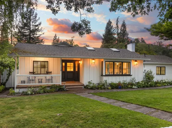 12 Woodland Rd, Orinda, CA 94563