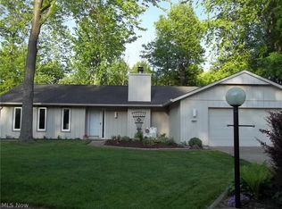 10811 Watercress Rd, Strongsville, OH 44149