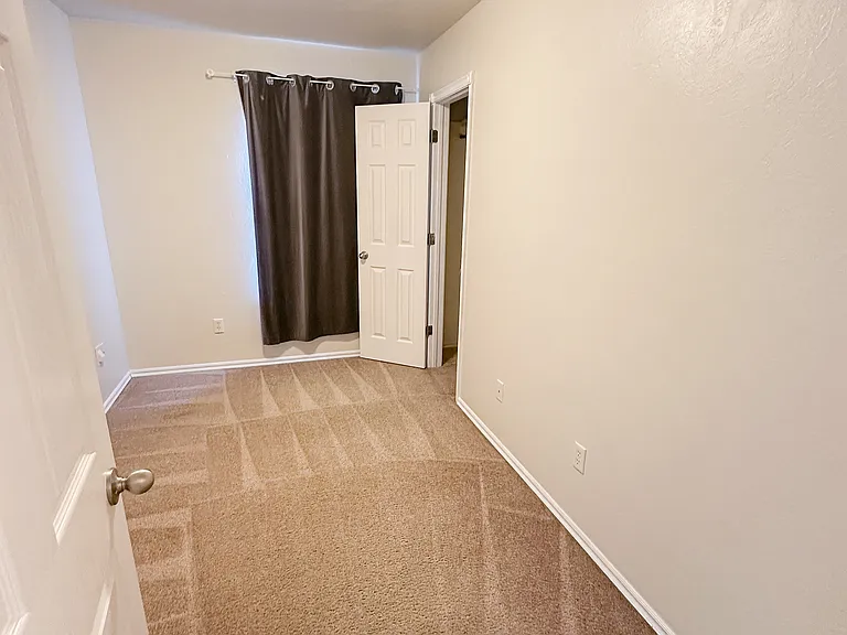 6861 NW Willow Springs Dr — Photo 16