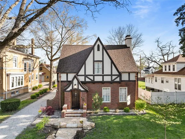 424 W Court St, Paris, IL 61944