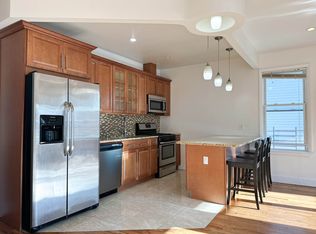 185 E 37th St #2, Brooklyn, NY 11203