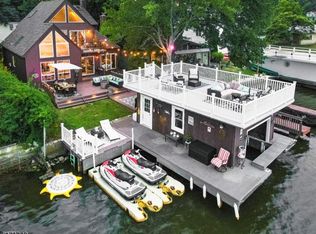 3 Inlet Dr, Lake Hopatcong, NJ 07849