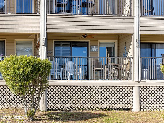 3rd image of 40 Folly Field Rd #131C