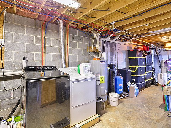 39th image of this home