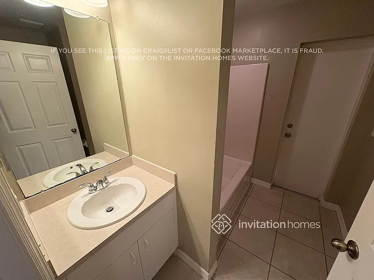 908 Biscayne Dr — Photo 11
