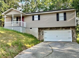 115 Lindsey Ct NE, Calhoun, GA 30701