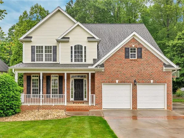 8204 Barnwood Ct, Colfax, NC 27235