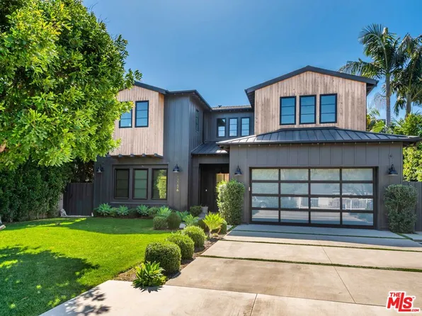 12226 Huston St, Valley Village, CA 91607