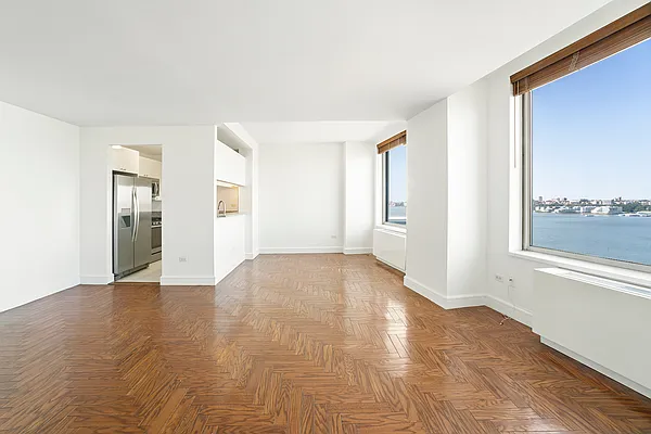 Rented by RELO REDAC INC. | media 4