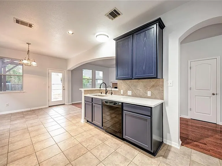 604 Spanish Oak Ter — Photo 14