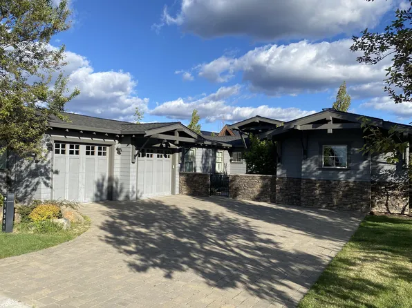 19301 Alianna Loop, Bend, OR 97702