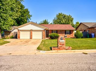 10445 Birkenhead Rd, Yukon, OK 73099