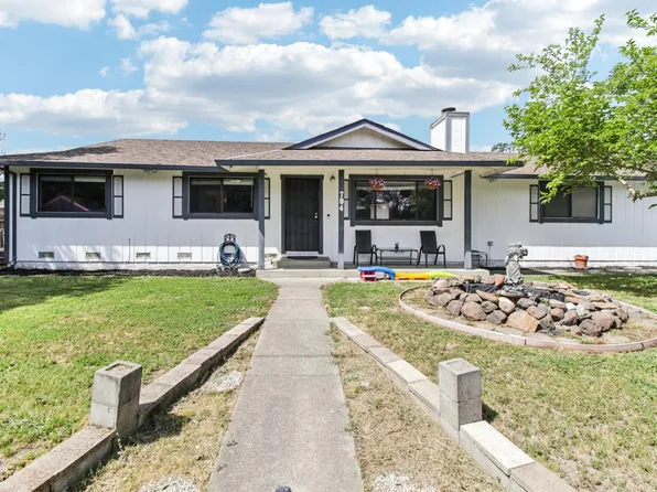 704 Daybrook Drive, Windsor, CA 95492