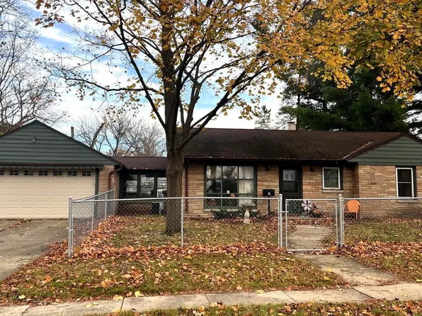 21 South St, Fort Atkinson, WI 53538