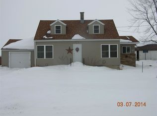 10074 Brookside Rd, Milladore, WI 54454