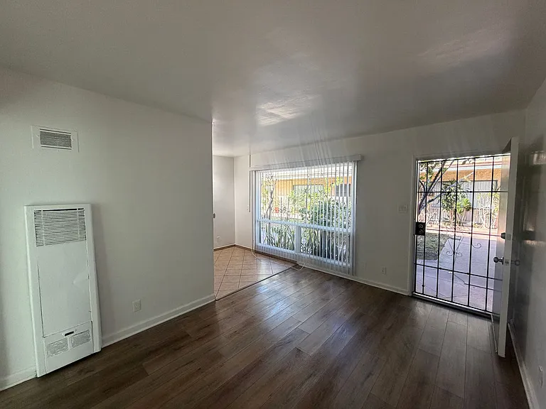 1518-40 E Artesia Blvd — Photo 22