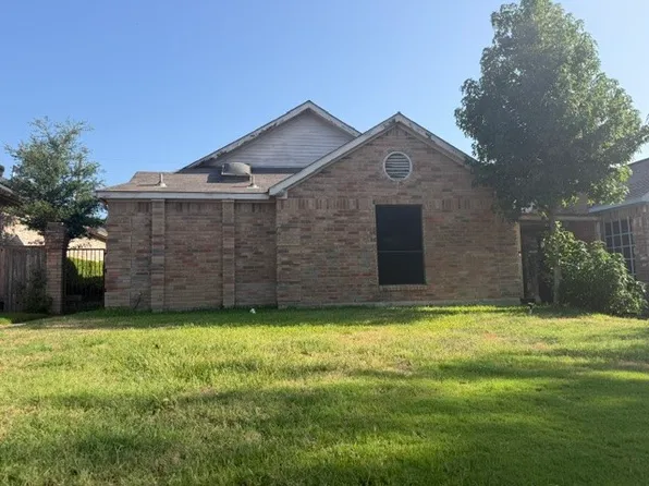 2525 W Oakdale Rd, Irving, TX 75060