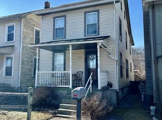 512 S 3rd St, Newport, PA 17074