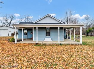 428 Palmyra Rd, Bedford, KY 40006