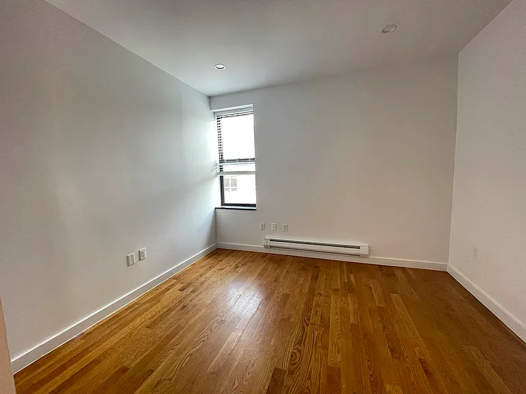 3971 Gouverneur Ave #5EE — Photo 6