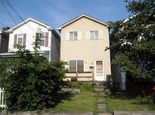 1623 Henrici St, Ambridge, PA