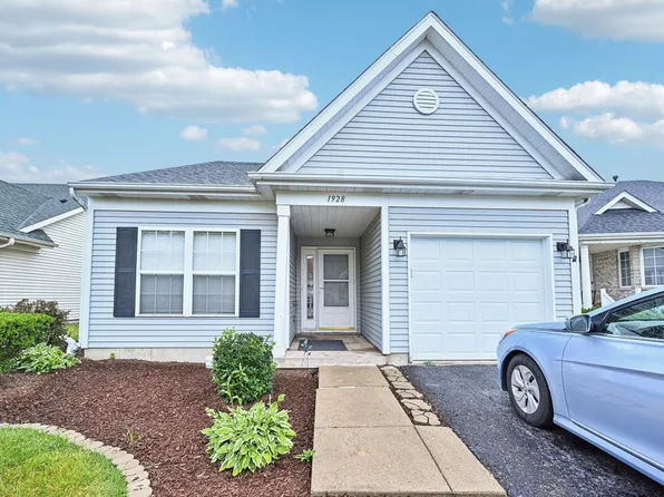 1928 Lakeside Dr, Montgomery, IL 60538