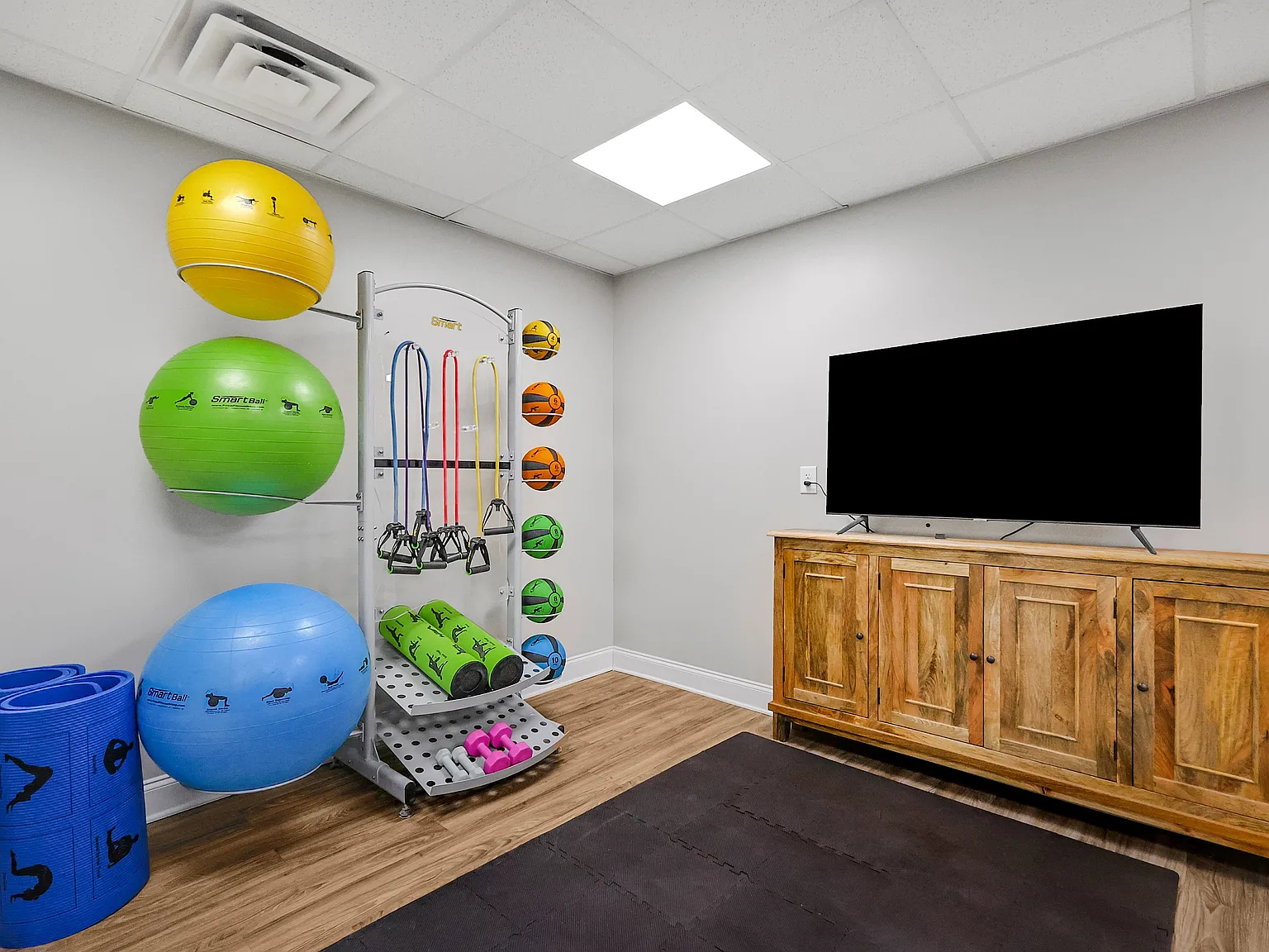 Bransford Apartments — Photo 4