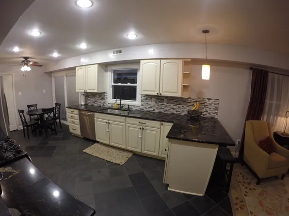 12321 Shadetree Ln, Laurel, MD 20708