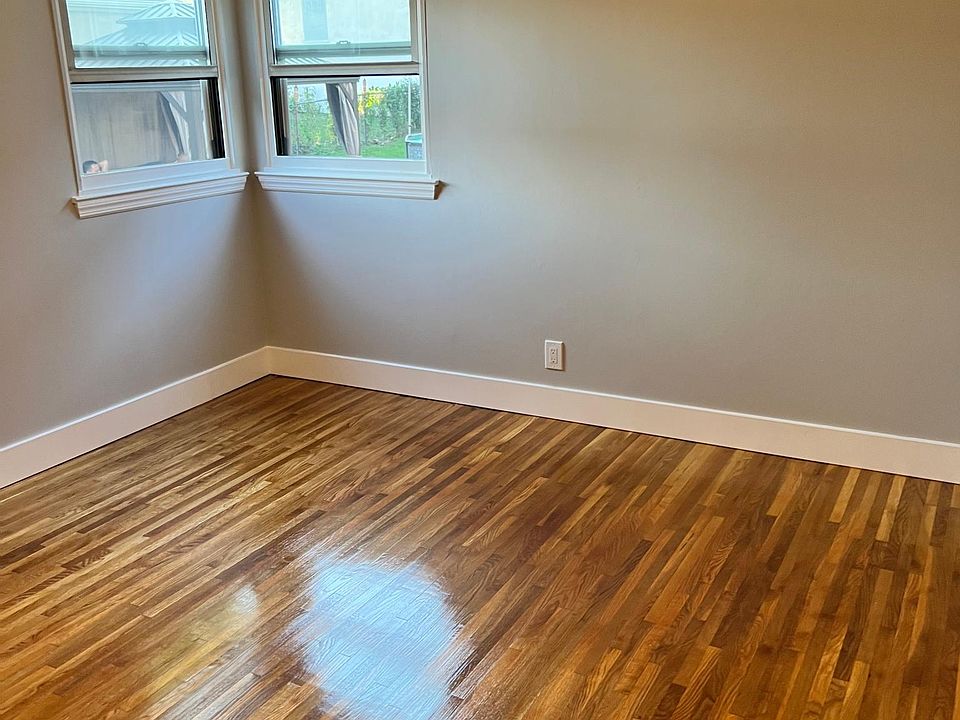 2nd image of 3634 Pratt Ave APT 1