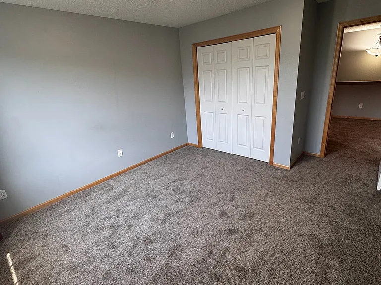 12210 Urbank St NE #B — Photo 35