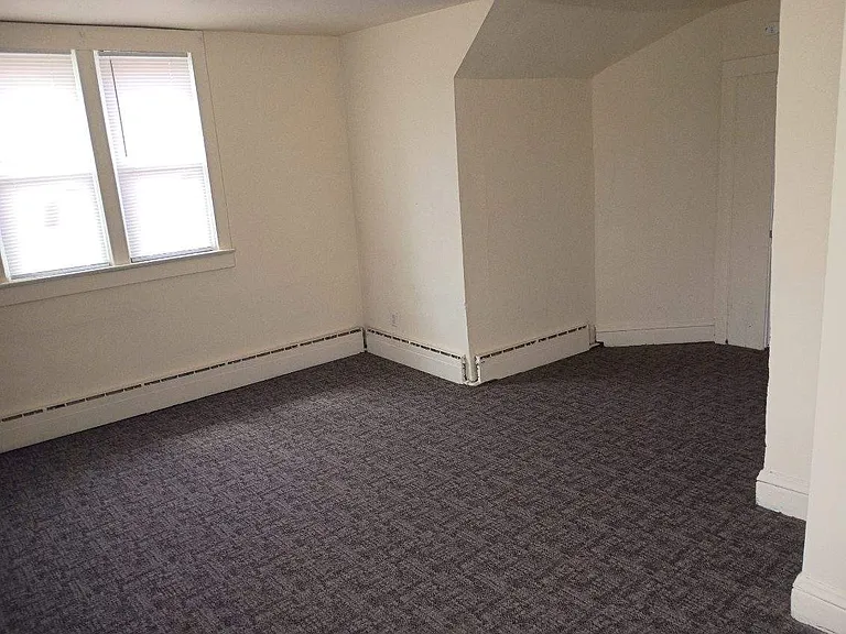721 N 6th St #5 — Photo 3