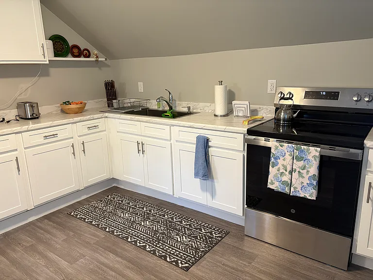 76 S Whittlesey Ave #3 — Photo 4