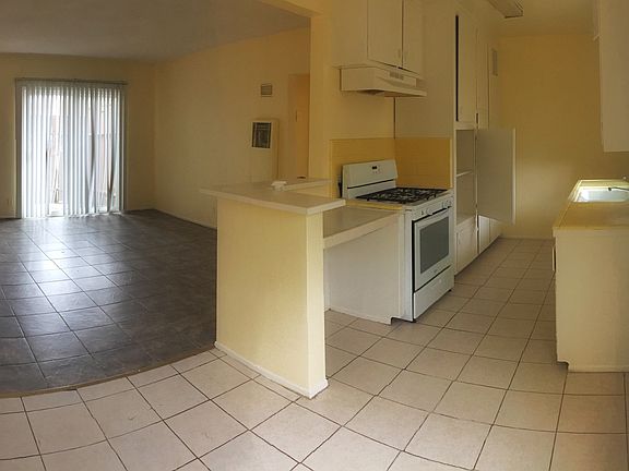 2nd image of 1840 Cordova St APT 7
