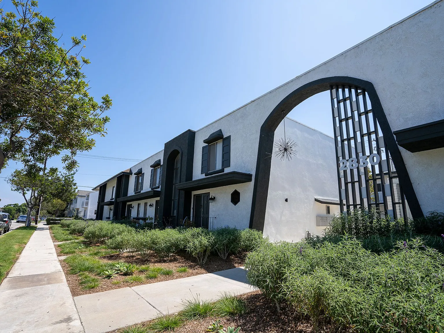 Paloma E32 LLC — Photo 3