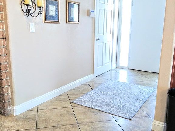 5th image of 25865 Fisher St