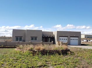 8 Bella Vista Rd, El Prado, NM 87529