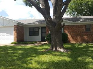 321 Hudson Ave, Crowley, TX 76036