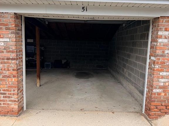 4th image of 163 Ridge Rd APT B