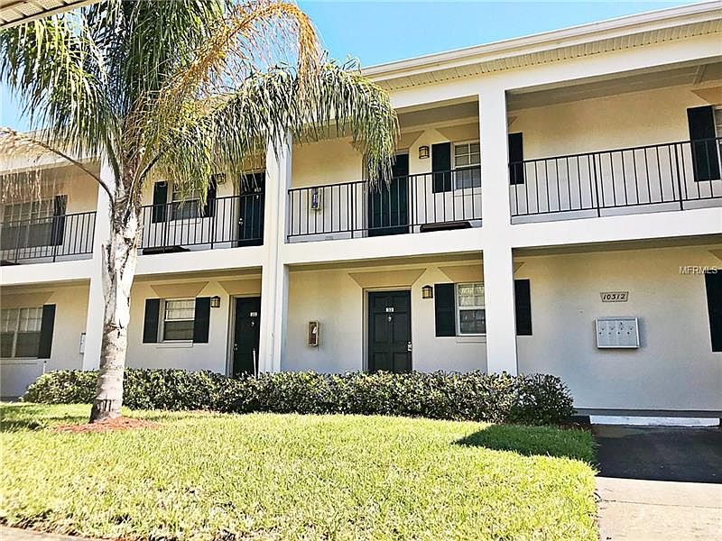 1st image of 10312 Carrollwood Ct APT 32
