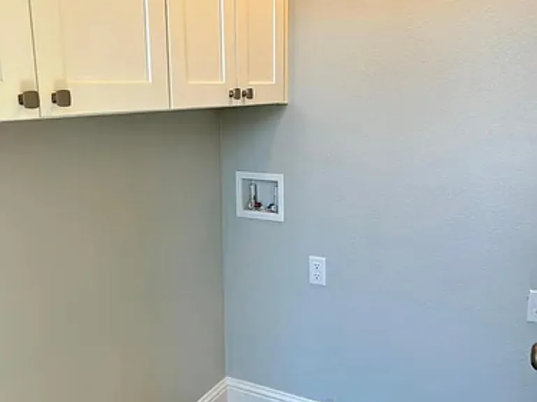1556 S Oliveira Dr #2 — Photo 3
