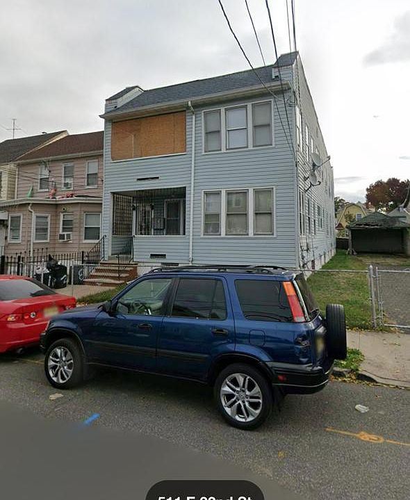 1st image of 509-511 E 32nd St APT 2